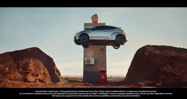 L'Australia mette al bando il nuovo spot di Toyota: troppo audace