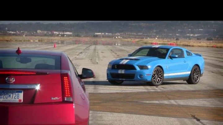 Video: Cadillac CTS-V Coupè VS Shelby GT500