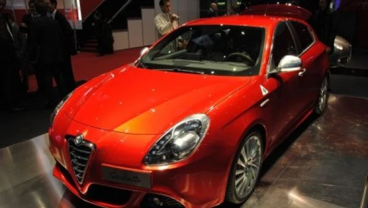 Alfa Romeo Giulietta: la variante ibrida con l'aiuto di Chrysler