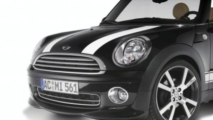 Mini Cabriolet: AC Schnitzer presenta il kit estetico per Cooper e Cooper S