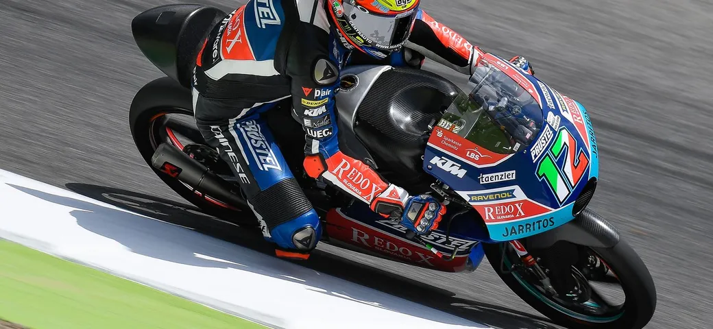 Moto3, Barcellona: Bezzecchi vola nelle libere