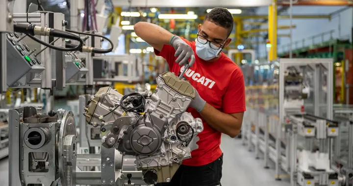 Ducati pagherà i tamponi ai dipendenti non vaccinati
