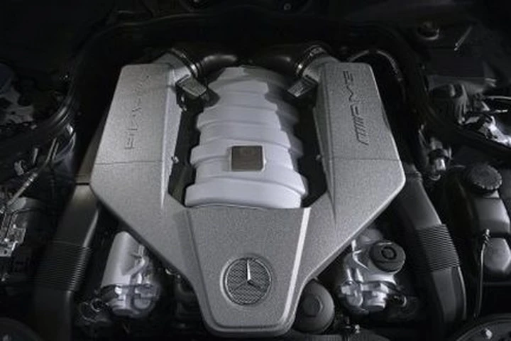 Mercedes C63 AMG a quota 450Cv