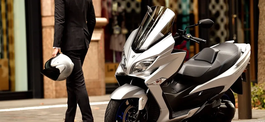 Suzuki Burgman 400 2022 e 