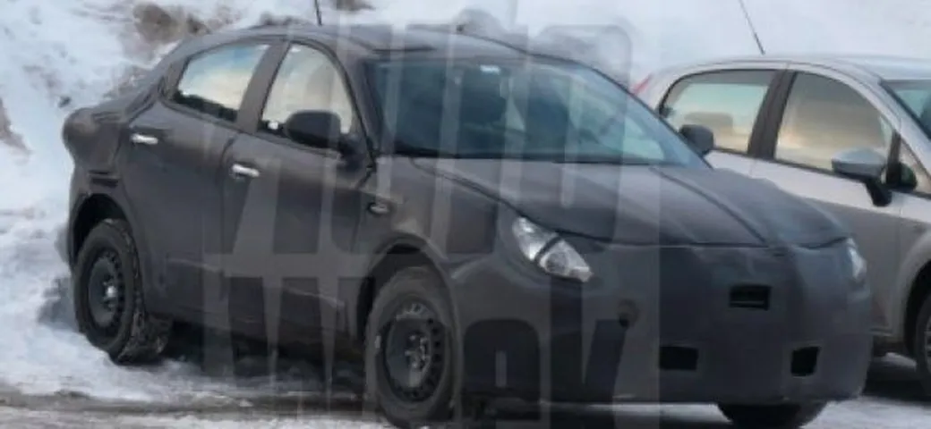 Alfa Romeo Milano: nuove foto spia