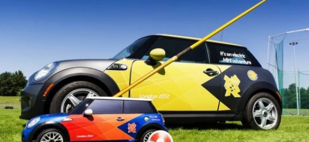 Olimpiadi Londra 2012: arriva la Mini Mini, modello elettrico che aiuta gli atleti in gara!
