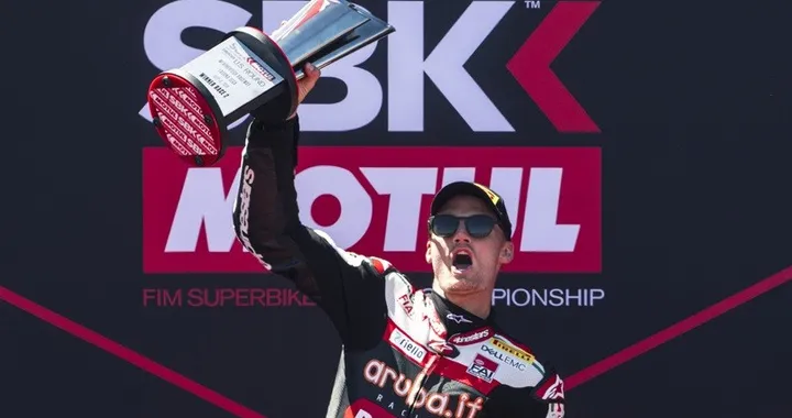 Davies torna a vincere: "Significa molto per me"