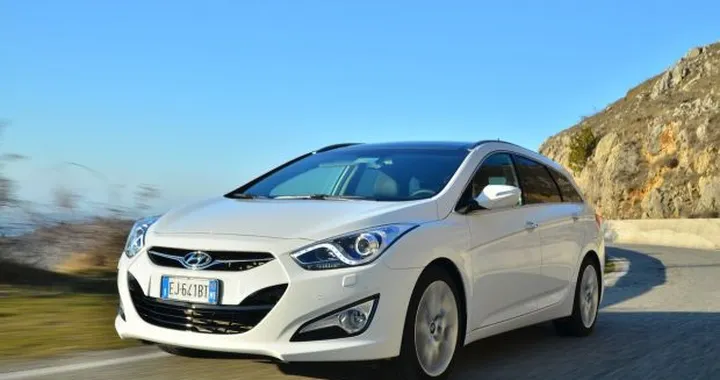 Hyundai i40 Wagon: video test drive