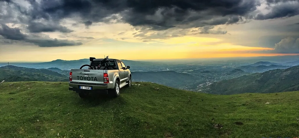 Toyota Hilux 3.0 D-4D: la video prova completa