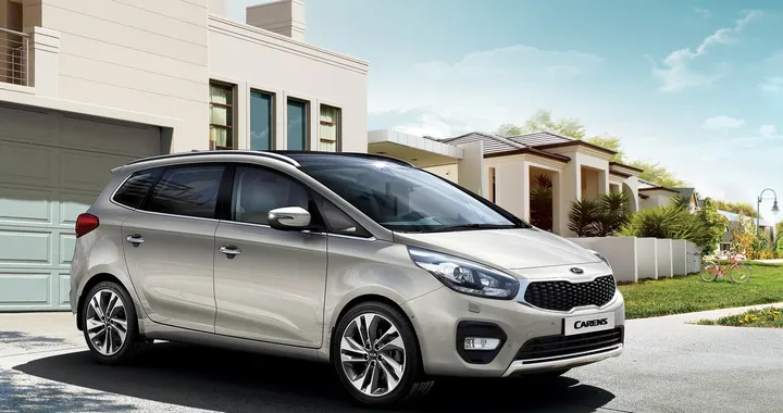 Sconti Kia: la Carens a 18.500 euro