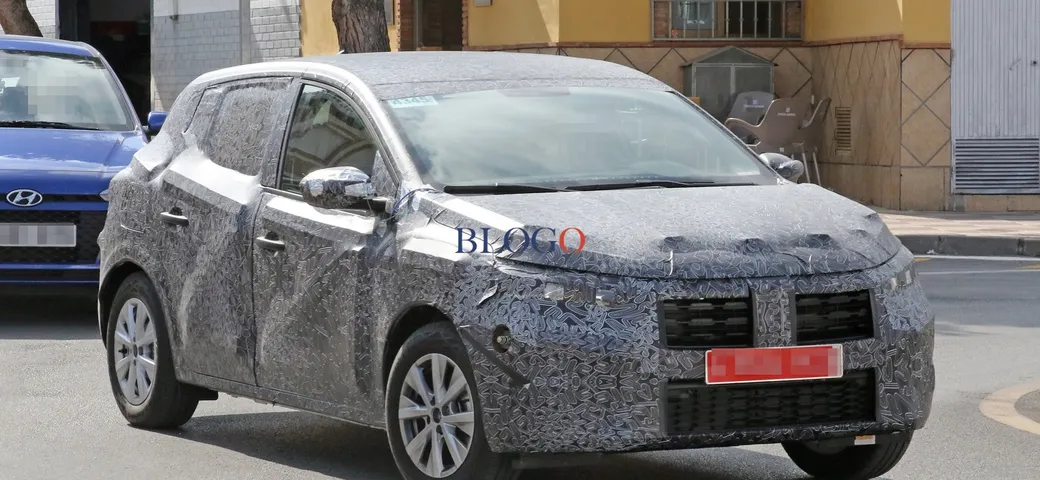 Dacia Sandero: le foto spia