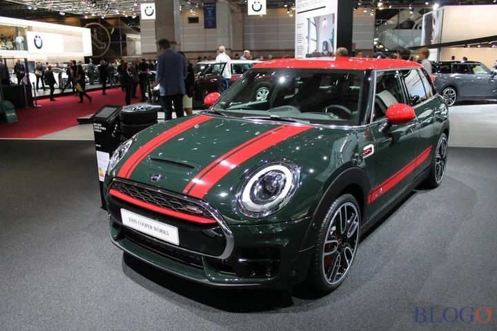 Mini John Cooper Works Clubman al Salone di Parigi 2016 Live [Video]