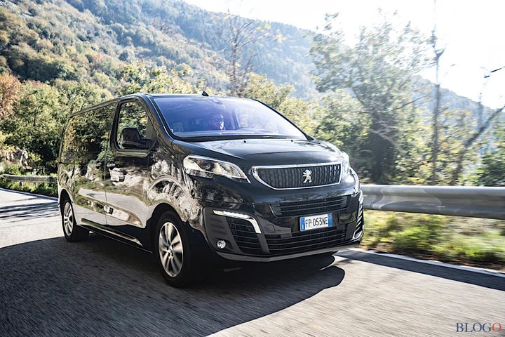 Peugeot Traveller: la nostra video prova