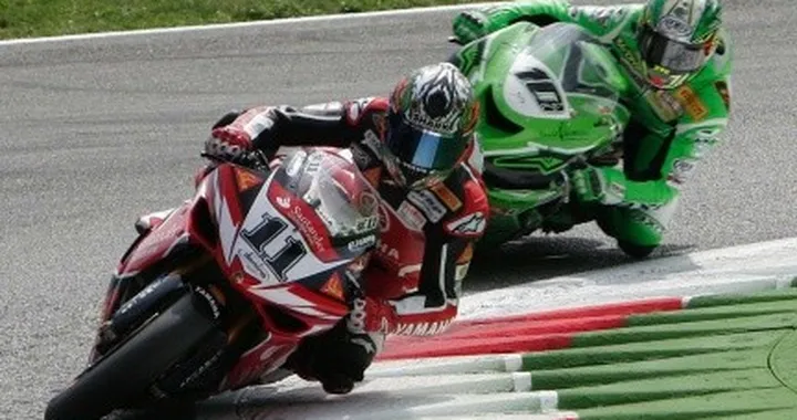 SBK: Troy Corser mette il turbo