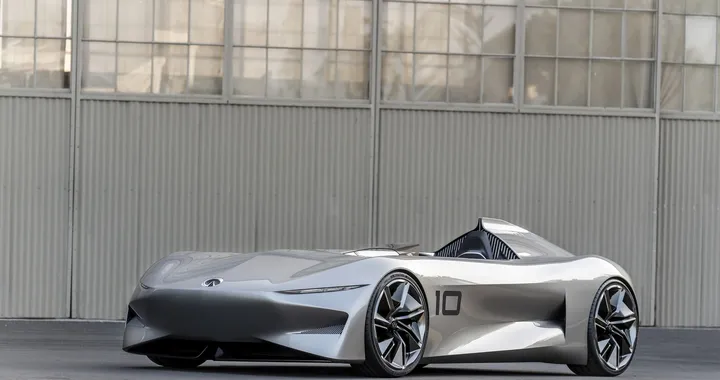 Infiniti Prototype 10: supercar elettrica che guarda alle corse [Video]