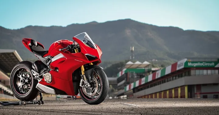 Panigale V4 - A new opera