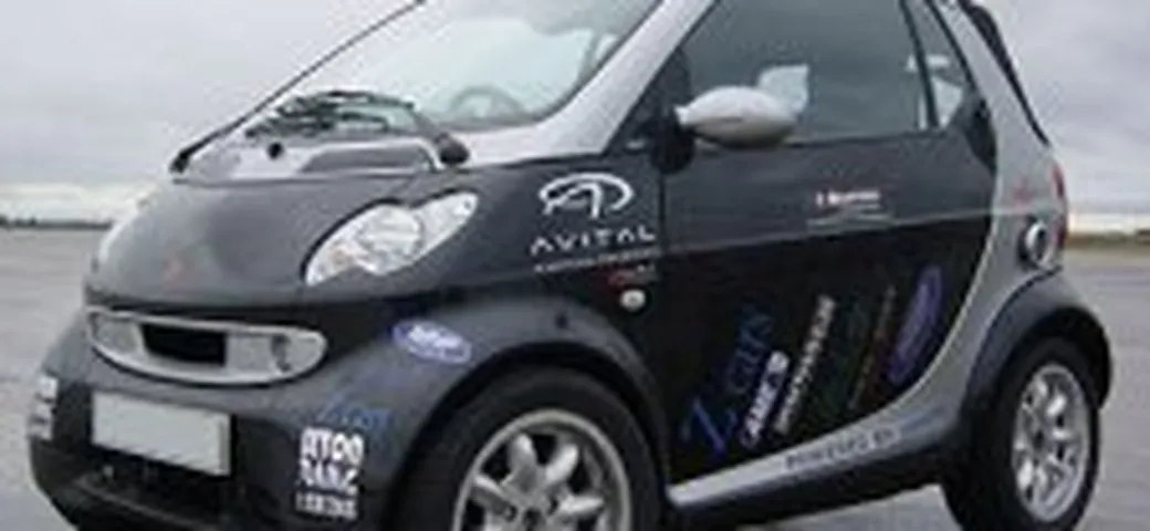La Smart con il motore della Suzuki GSX-R 1000