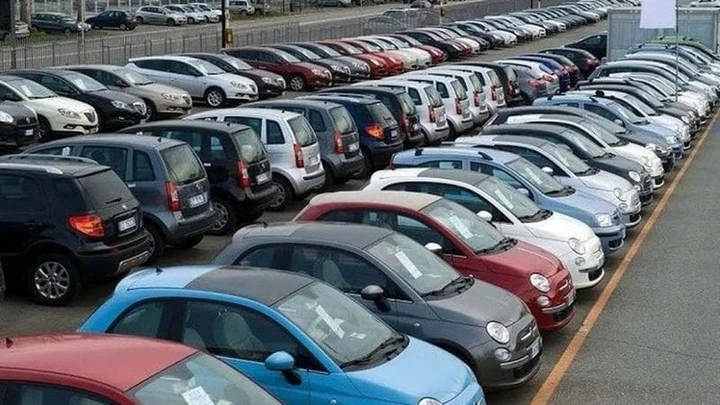 Auto usate, il mercato propone prezzi alle stelle: rincaro da record