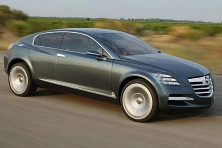 Opel prepara la nuova Omega