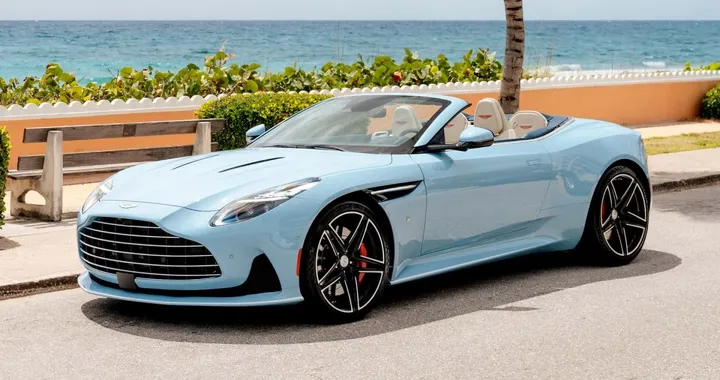 Aston Martin DB12 Volante Palm Beach Edition, esemplare unico