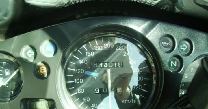 Foto del giorno: 634.000 km (e oltre) con una Honda CBR1100XX