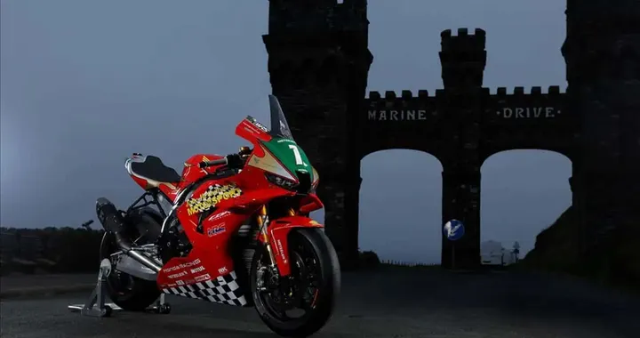 Honda omaggia la leggenda del TT: la speciale CBR di John McGuinness