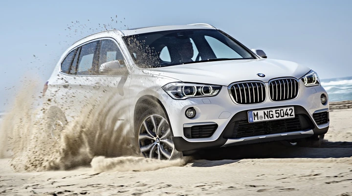 BMW X1 2016: foto e caratteristiche