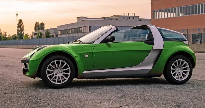 C'è chi sogna il ritorno della Smart Roadster, ovviamente elettrica