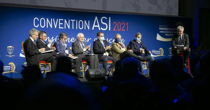 Auto e moto storiche: le istituzioni insieme ad ASI