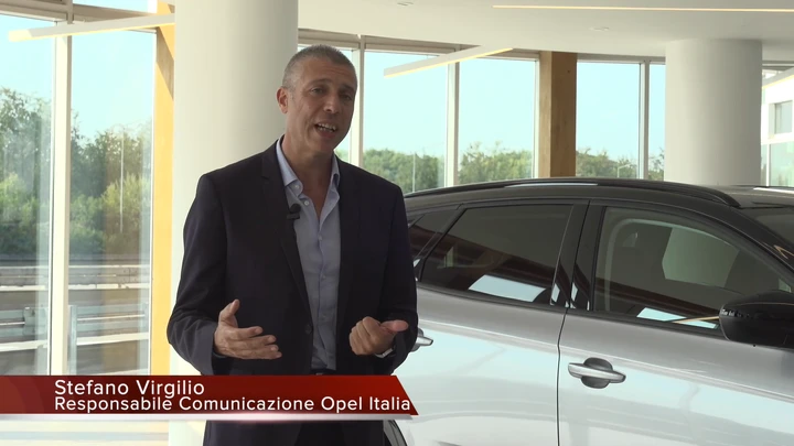 La nuova Opel Grandland spiegata da Stefano Virgilio