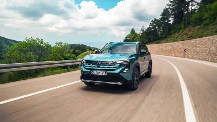 Renault Boreal debutta in Turchia con il nuovo Full Hybrid da 160 CV