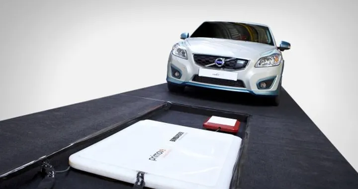 Volvo: proseguono i test su un sistema di ricarica induttiva