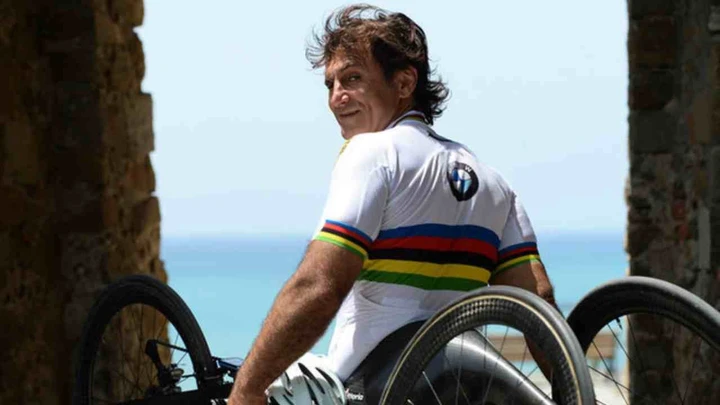 Alex Zanardi un anno dopo l'incidente: le condizioni oggi e il recupero