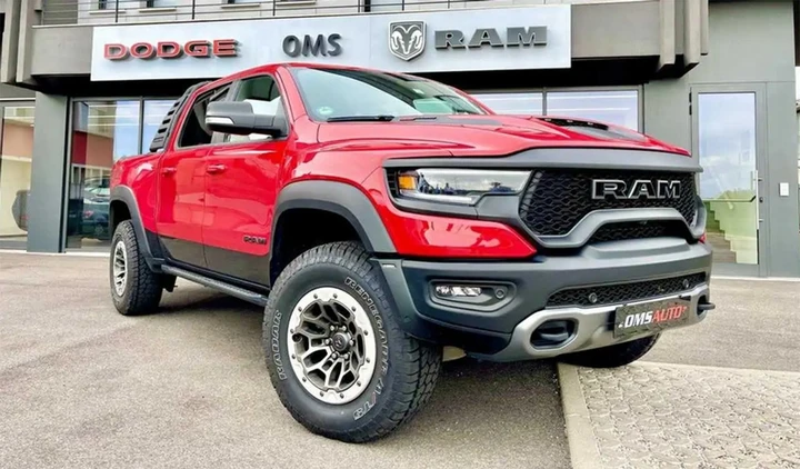 RAM 1500 TRX, il pick-up da 712 CV sbarca in Italia: i prezzi