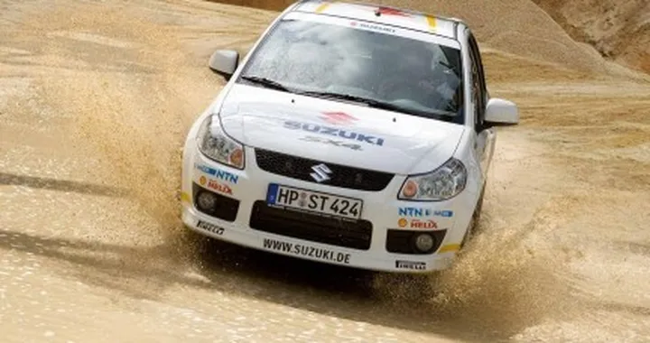 Suzuki SX4 WRC Edition: una tranquilla rally-replica
