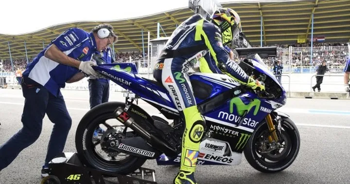 MotoGP Assen 2014, Valentino Rossi 12° in griglia: "Pioggia nel momento sbagliato"