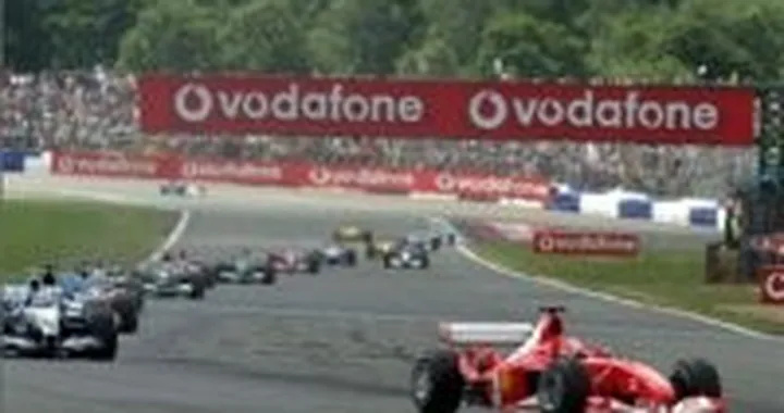 Vodafone molla la Ferrari per la McLaren