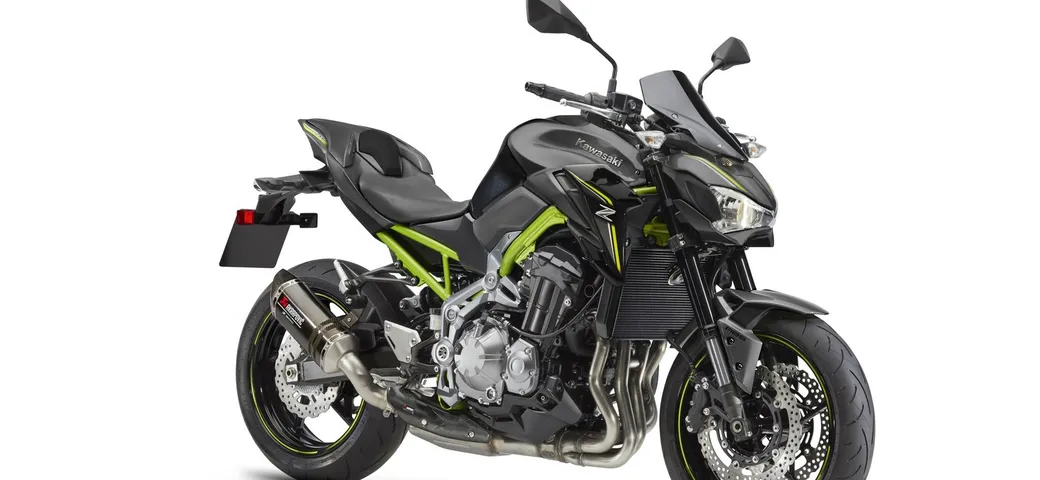 Kawasaki Z900: Kit Performance in omaggio