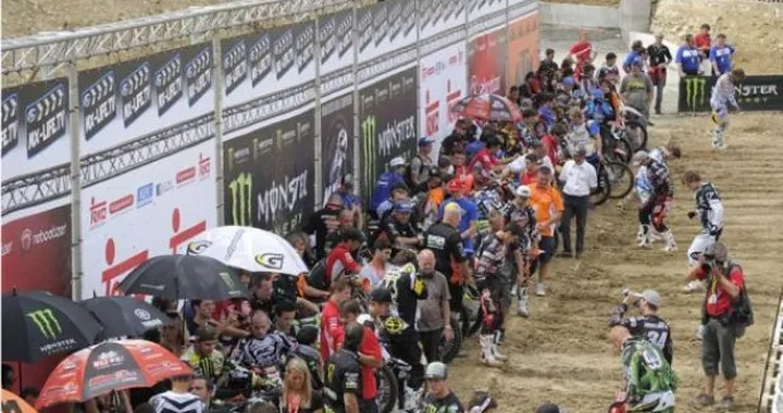 Motocross: lista ufficiale delle squadre che parteciperanno al mondiale 2012