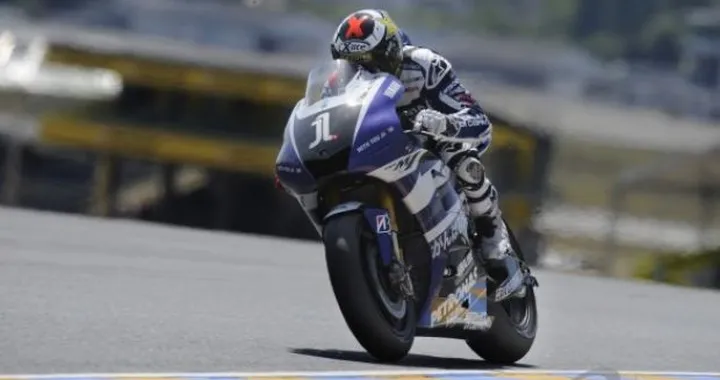 Lorenzo: "domani cercherò di mantenere il ritmo giusto". Spies: "sono stato rallentanto nel mio giro veloce"