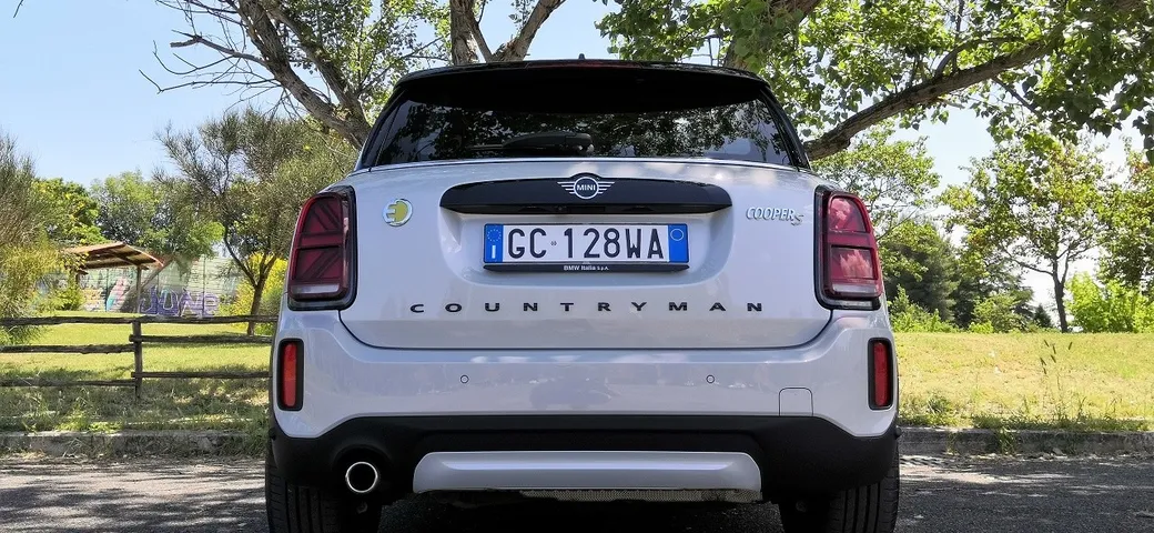 MINI Countryman Cooper SE All4: prova su strada