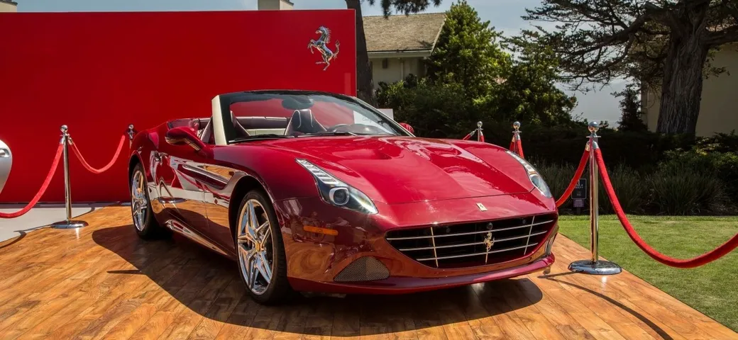 Ferrari California T: la Tailor Made per Pebble Beach