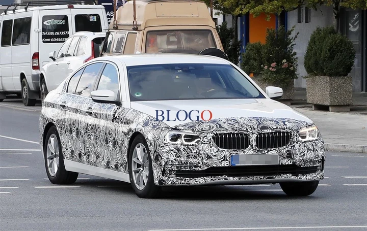 BMW Serie 5 2017: nuove foto spia