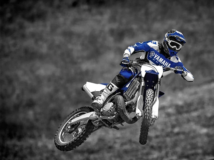Yamaha MX Pro-Tour: le nuove cross disponibili per la prova in pista