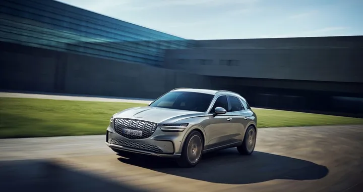 Genesis, il nuovo SUV debutta con autonomia e tecnologia da record