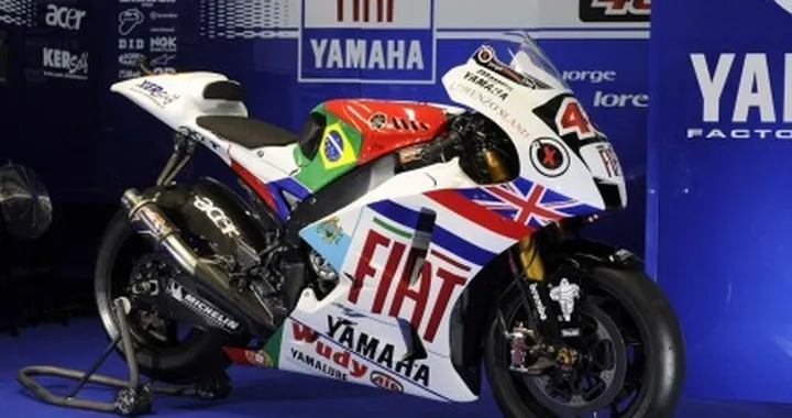 Nuova livrea per la Yamaha M1 di Jorge Lorenzo a Valencia