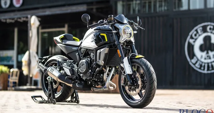 CFMoto 700CL-X Sport: pronta a mordere
