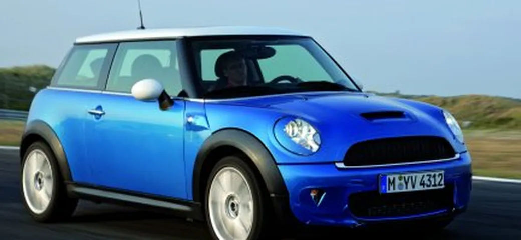 Anteprima ufficiale della Mini Cooper S R56