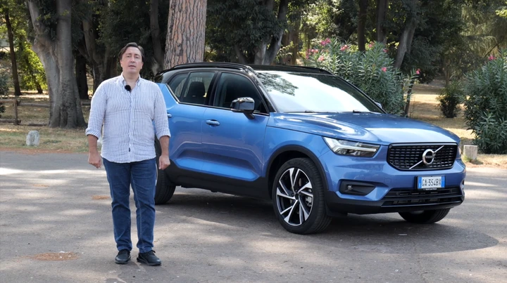 Volvo XC40 T4 Recharge: prova su strada