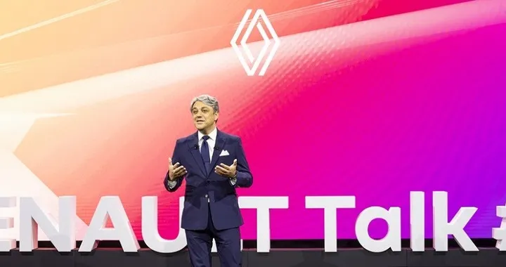Renault: via alla “Nouvelle Vague” e nuovo logo